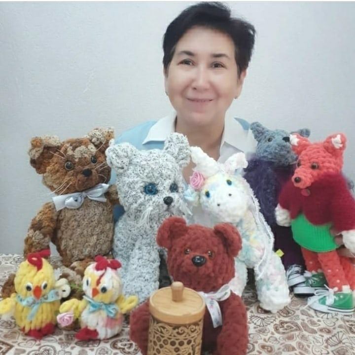 Работа по вязанию для галереи