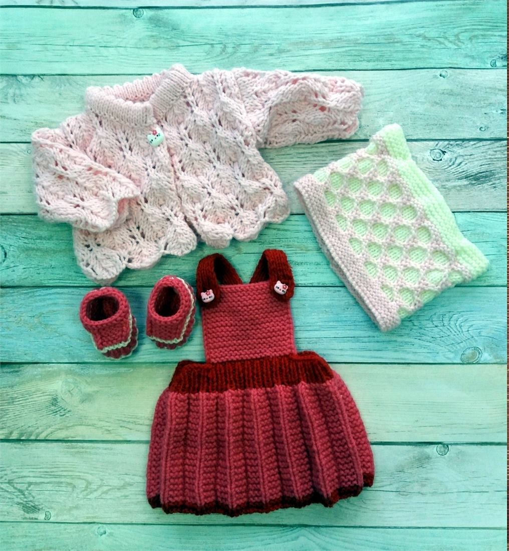 Вязаные вещи и первые изделия на спицах